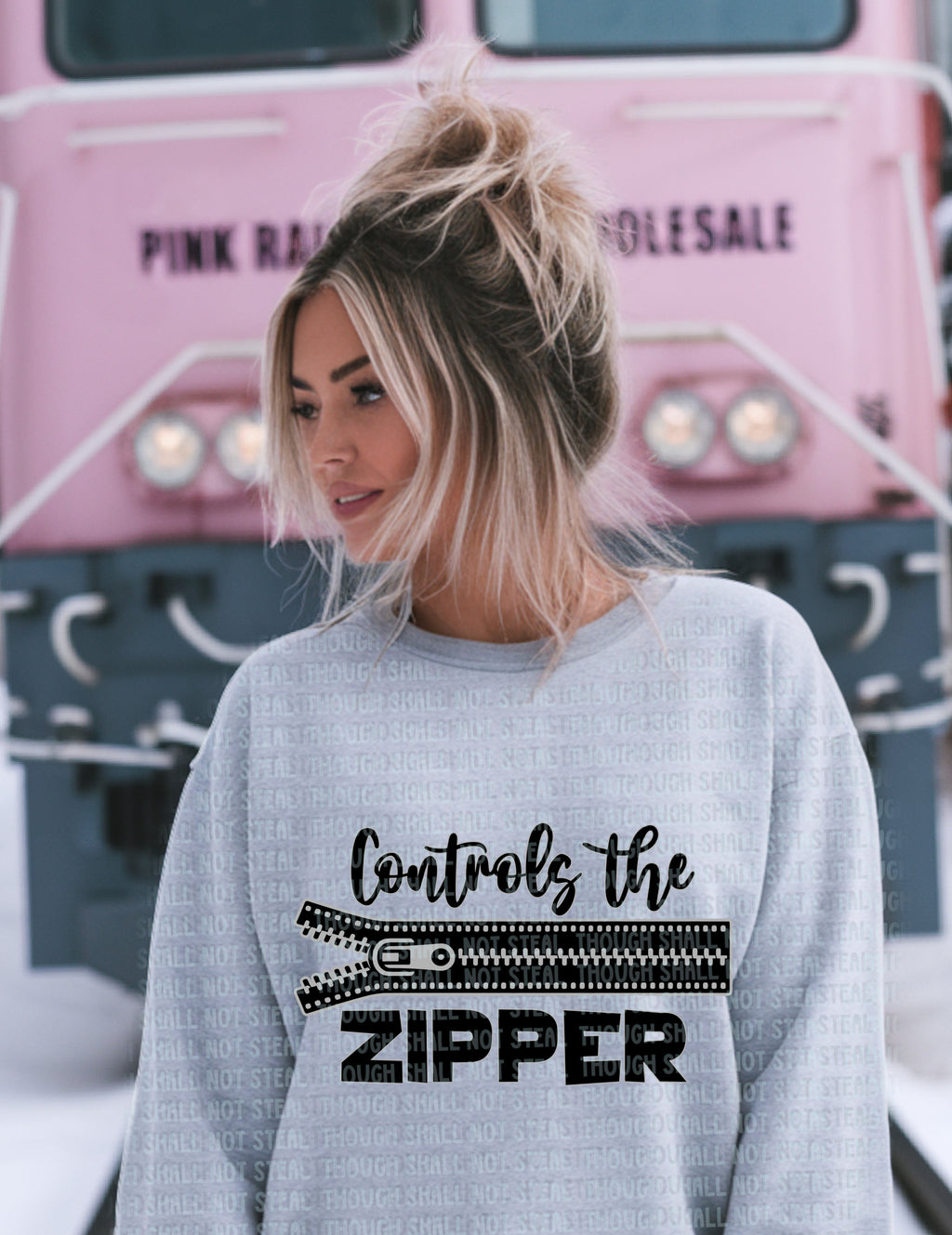 02-439 A Master of the Zipper Completed Tee