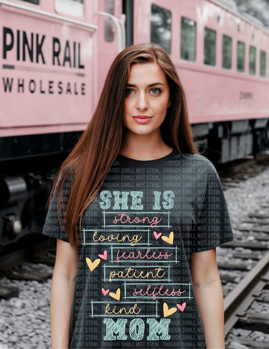 05-86 She Is Mom Completed Tee