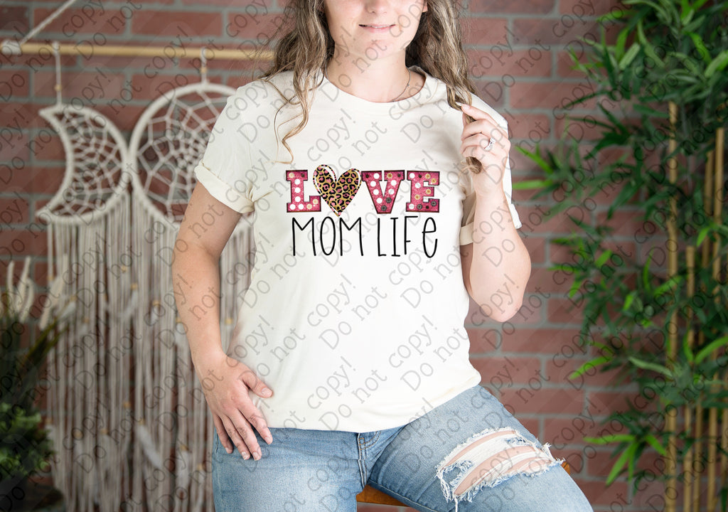 05-92 Love Mom Life Completed Tee