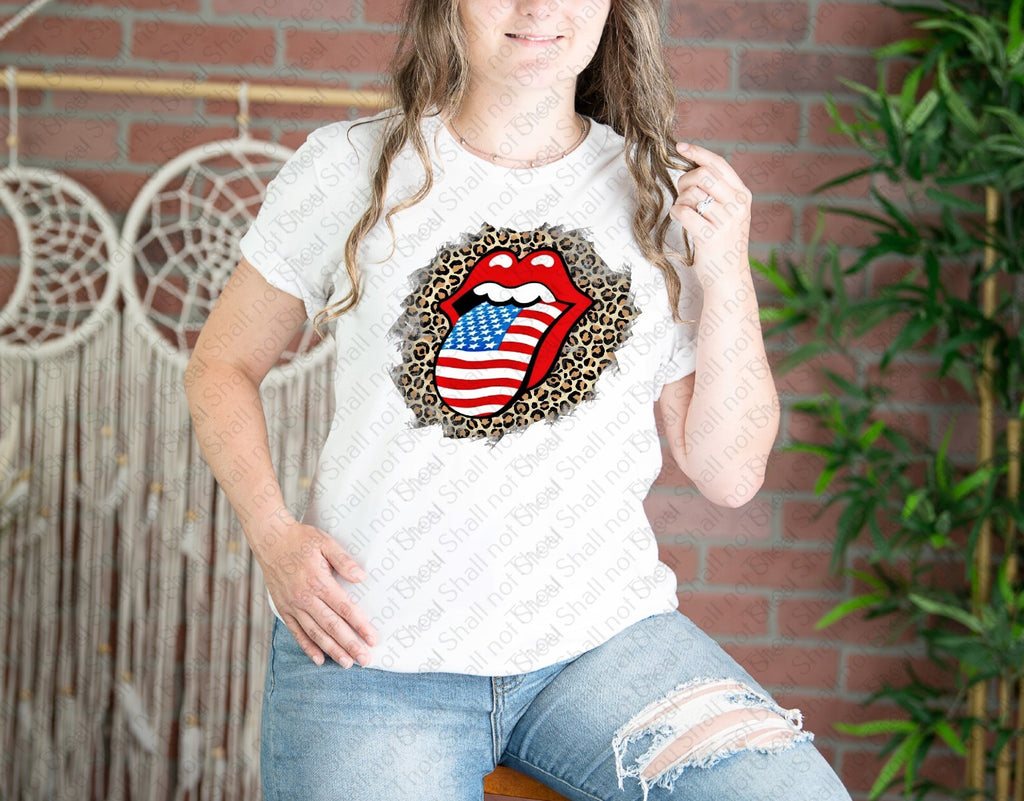 07-279 Red Lips American Flag Cheetah Completed Tee