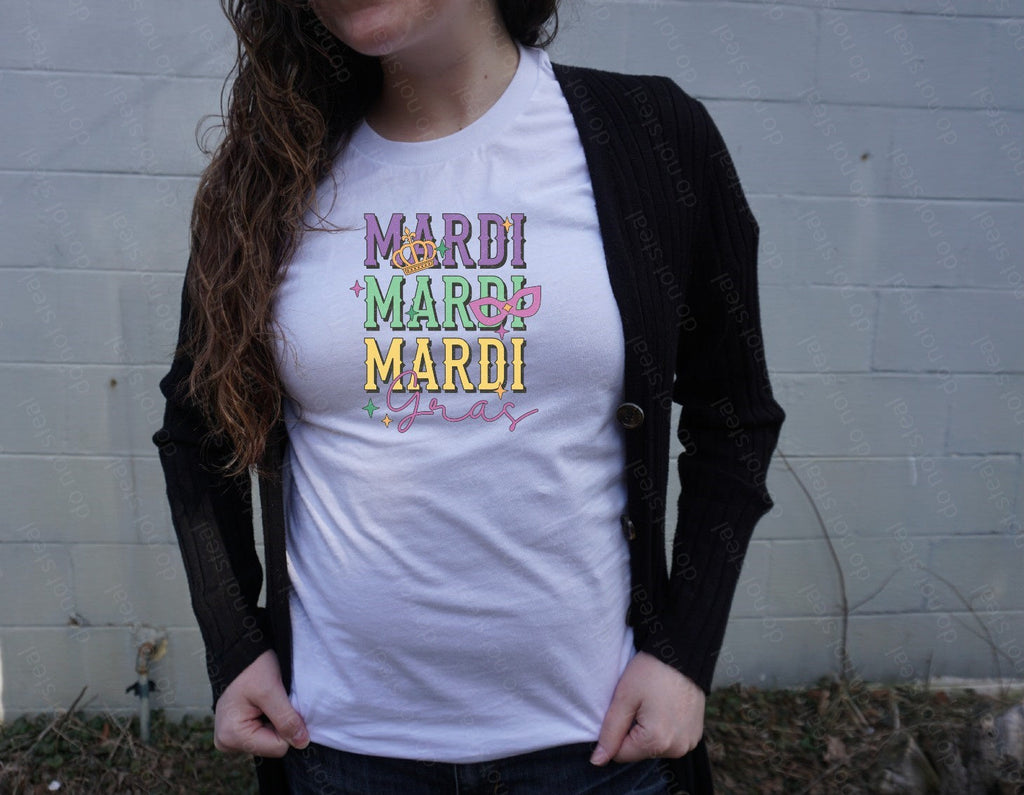 09-34 Mardi Stack Pastels Completed Tee