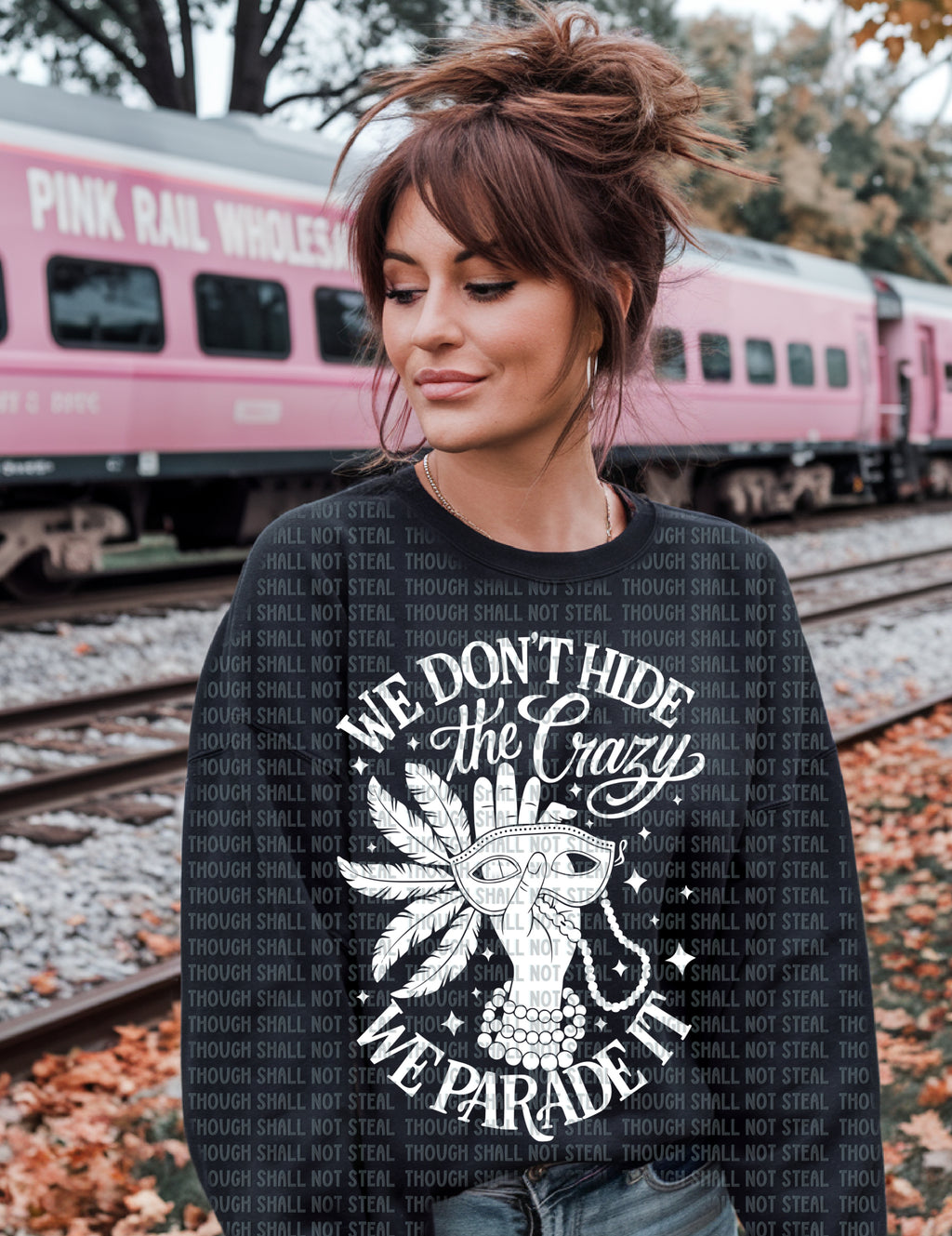 09-66 B White - We Don_t Hide The Crazy Completed Tee