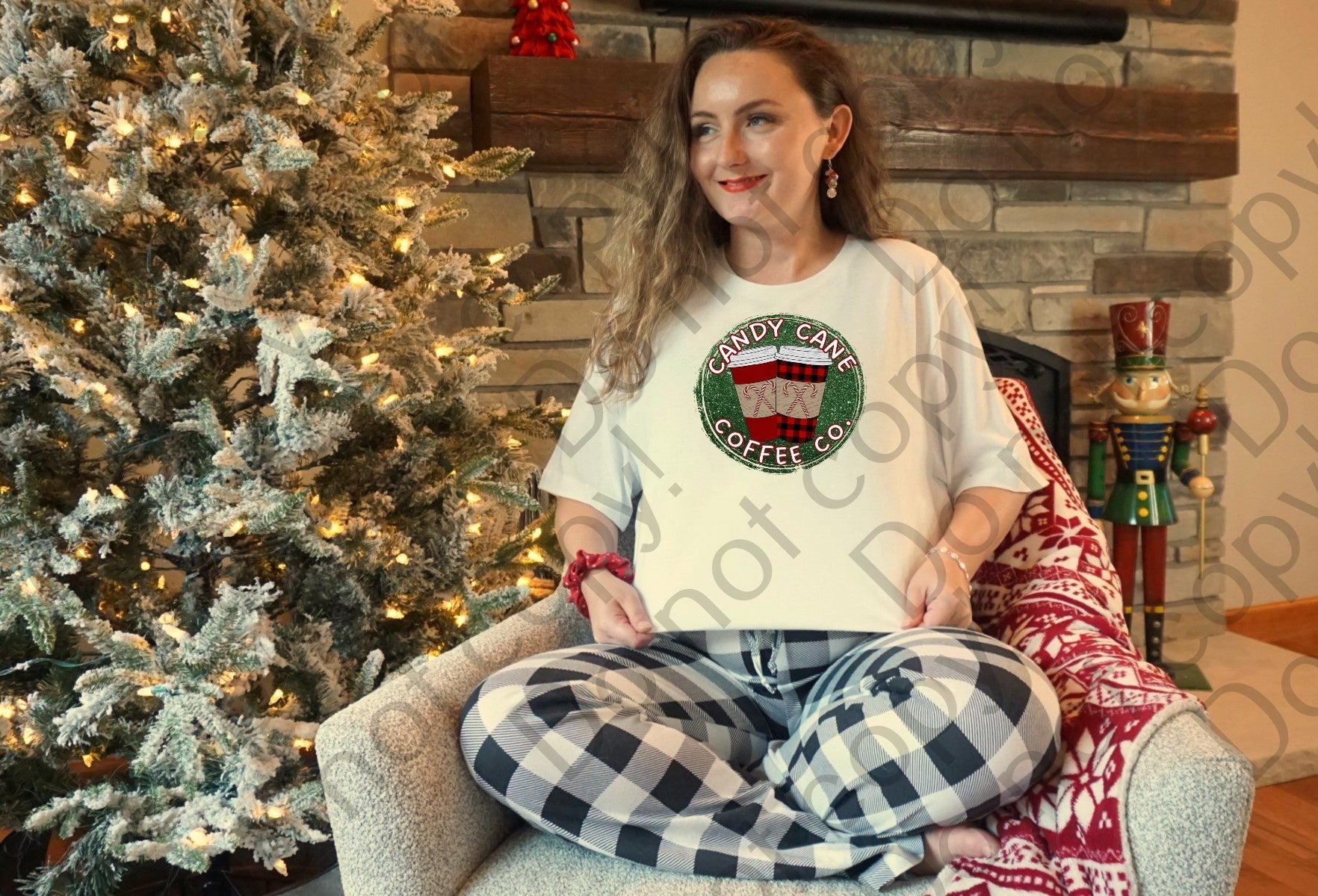 12-320 Candy Cane Coffee Company Glitter 2 Completed Tee