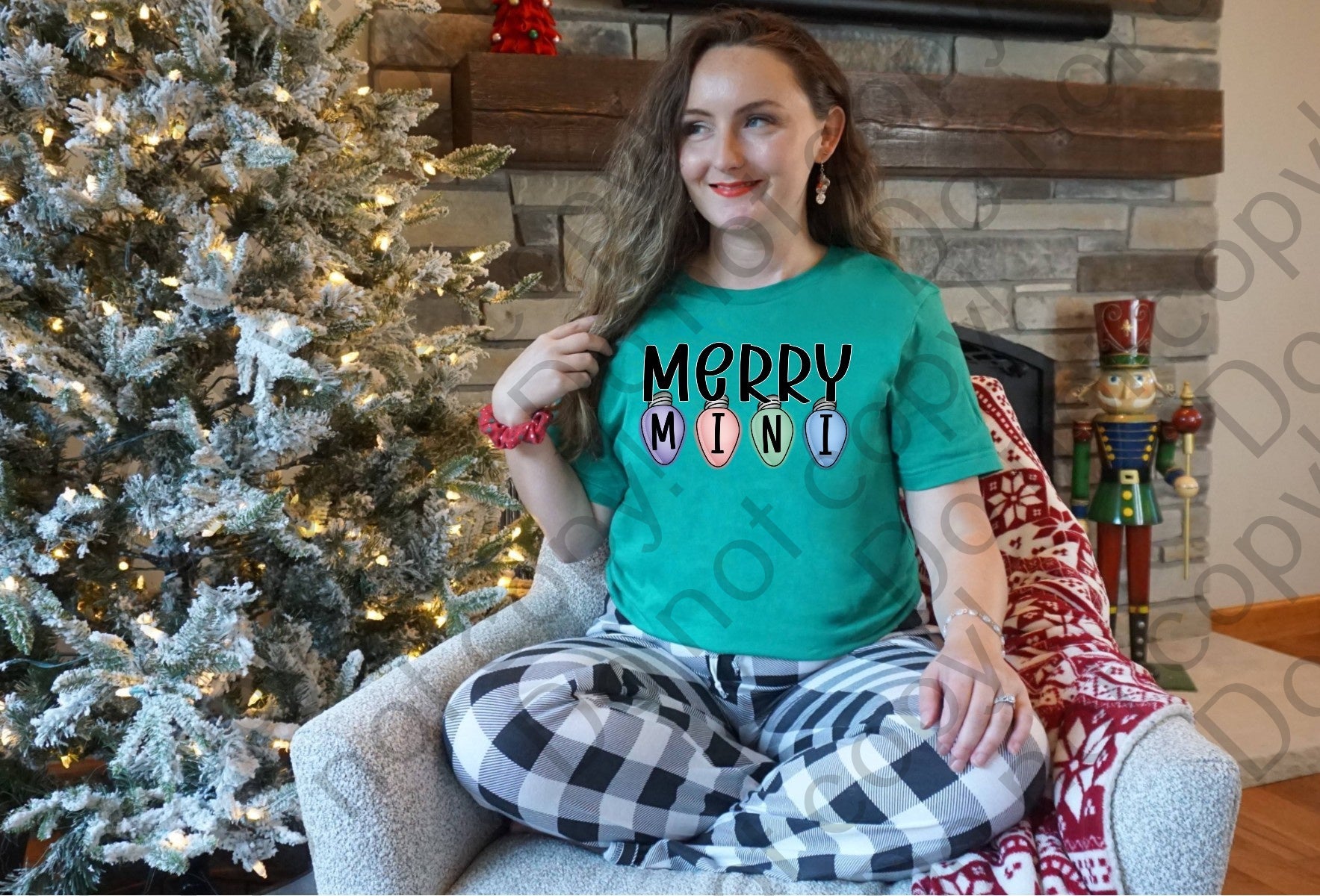 12-388_Merry_Mini_Colored_Lights Completed Tee