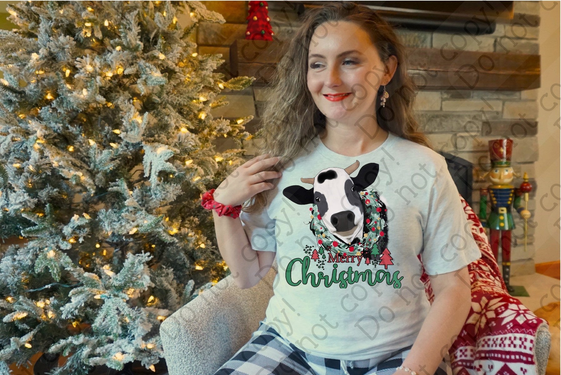 12-417 Merry Christmas Cow Completed Tee