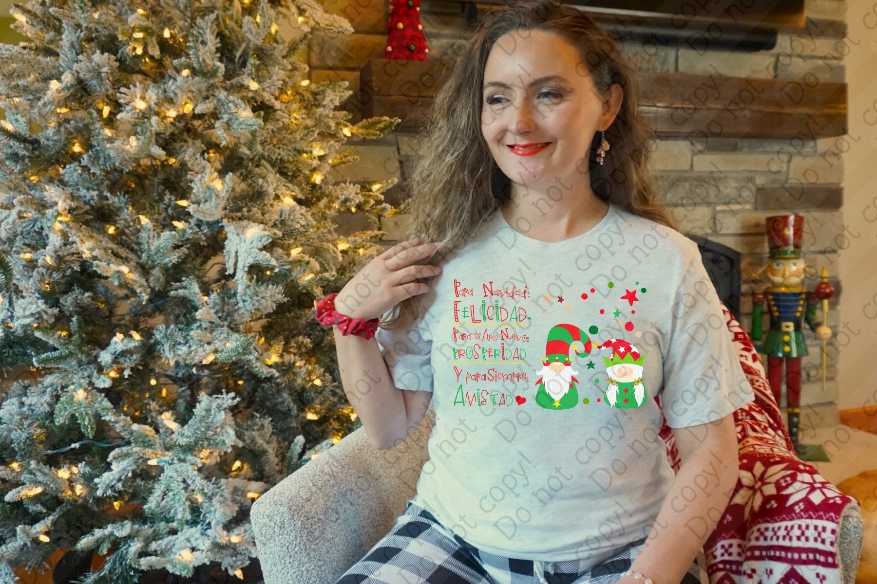 12-512 Para Navida Gnomes Completed Tee