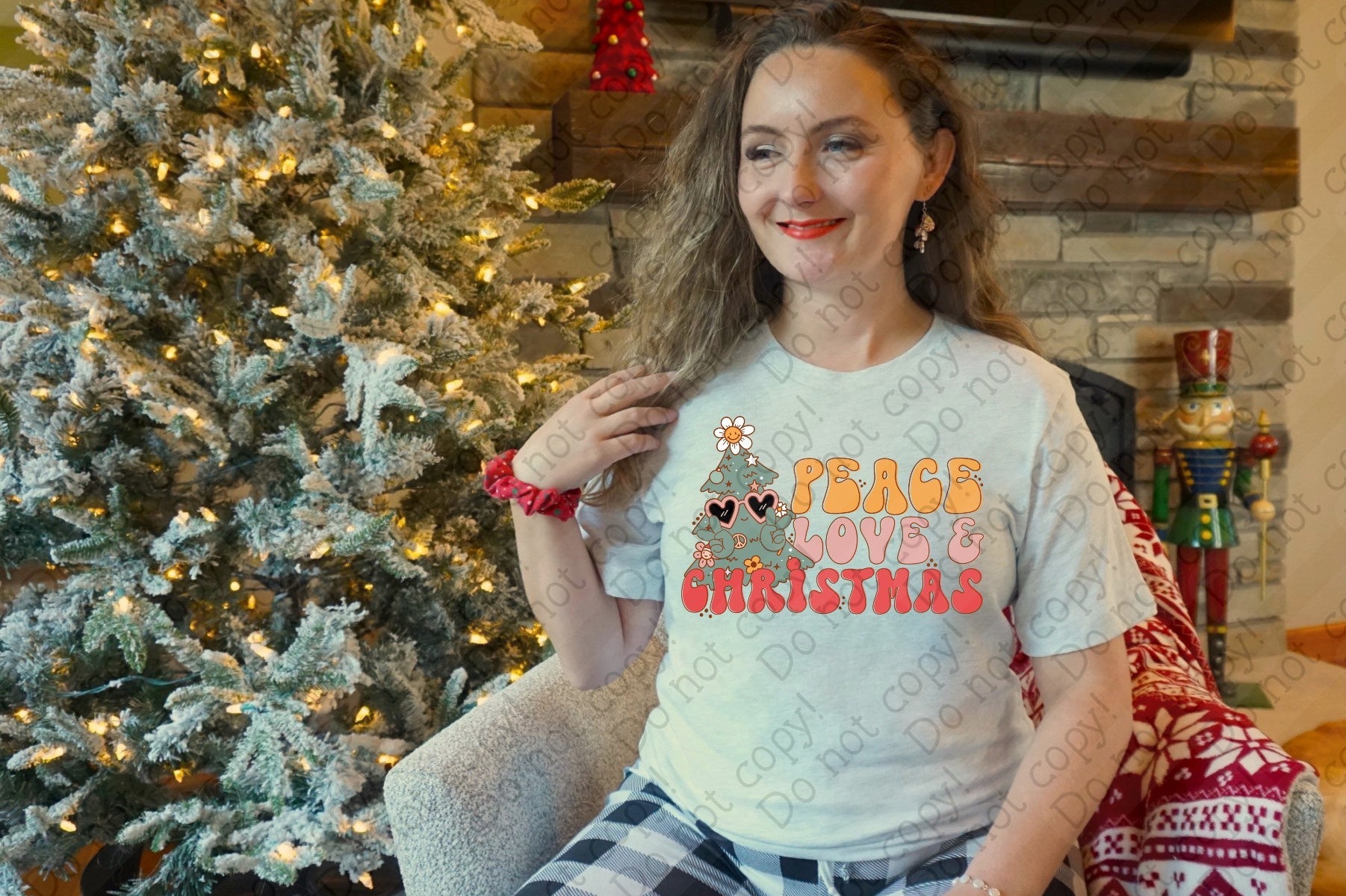 12-513 Peace Love & Christmas Completed Tee