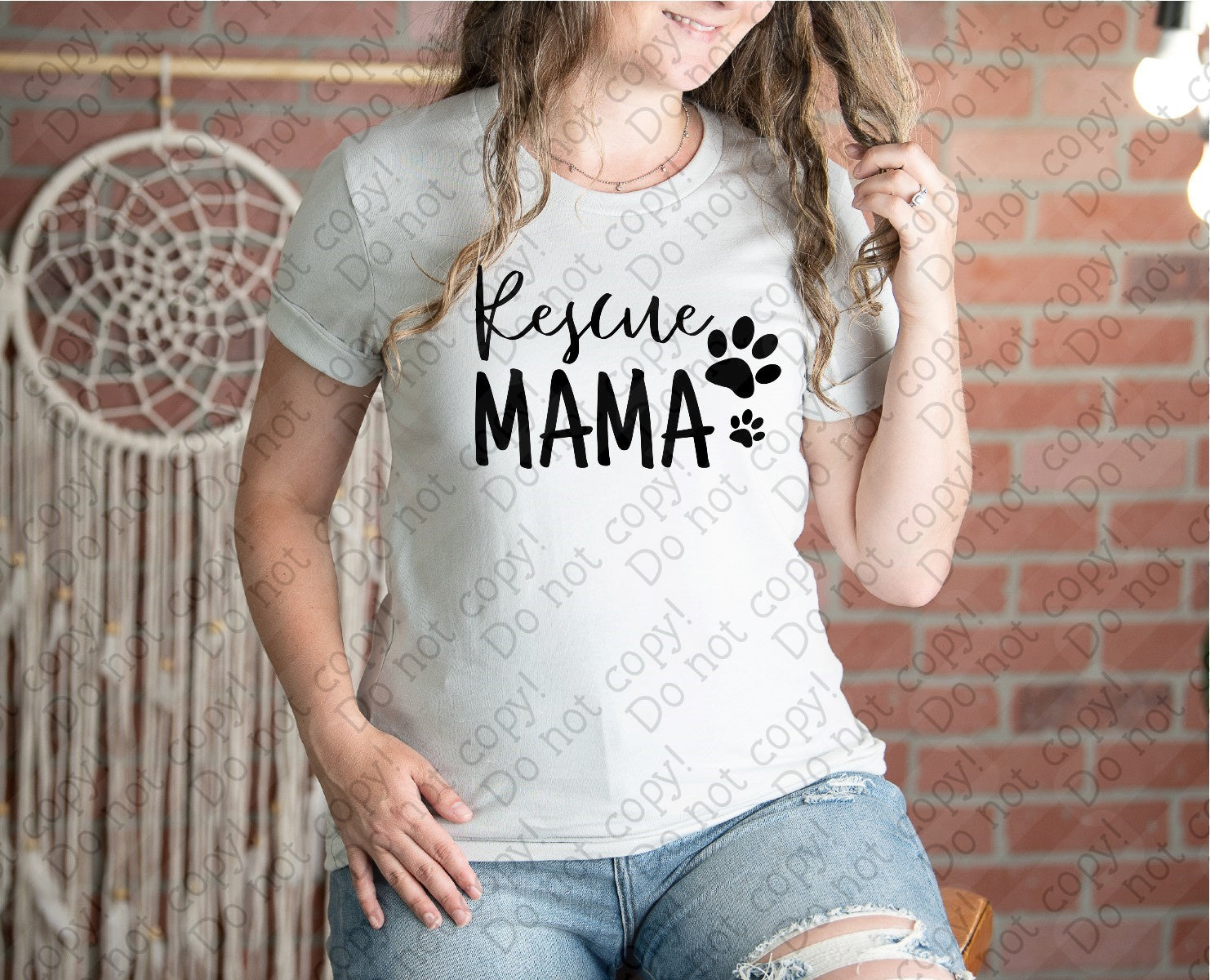19-08 Rescue Mama with two paw prints Completed Tee