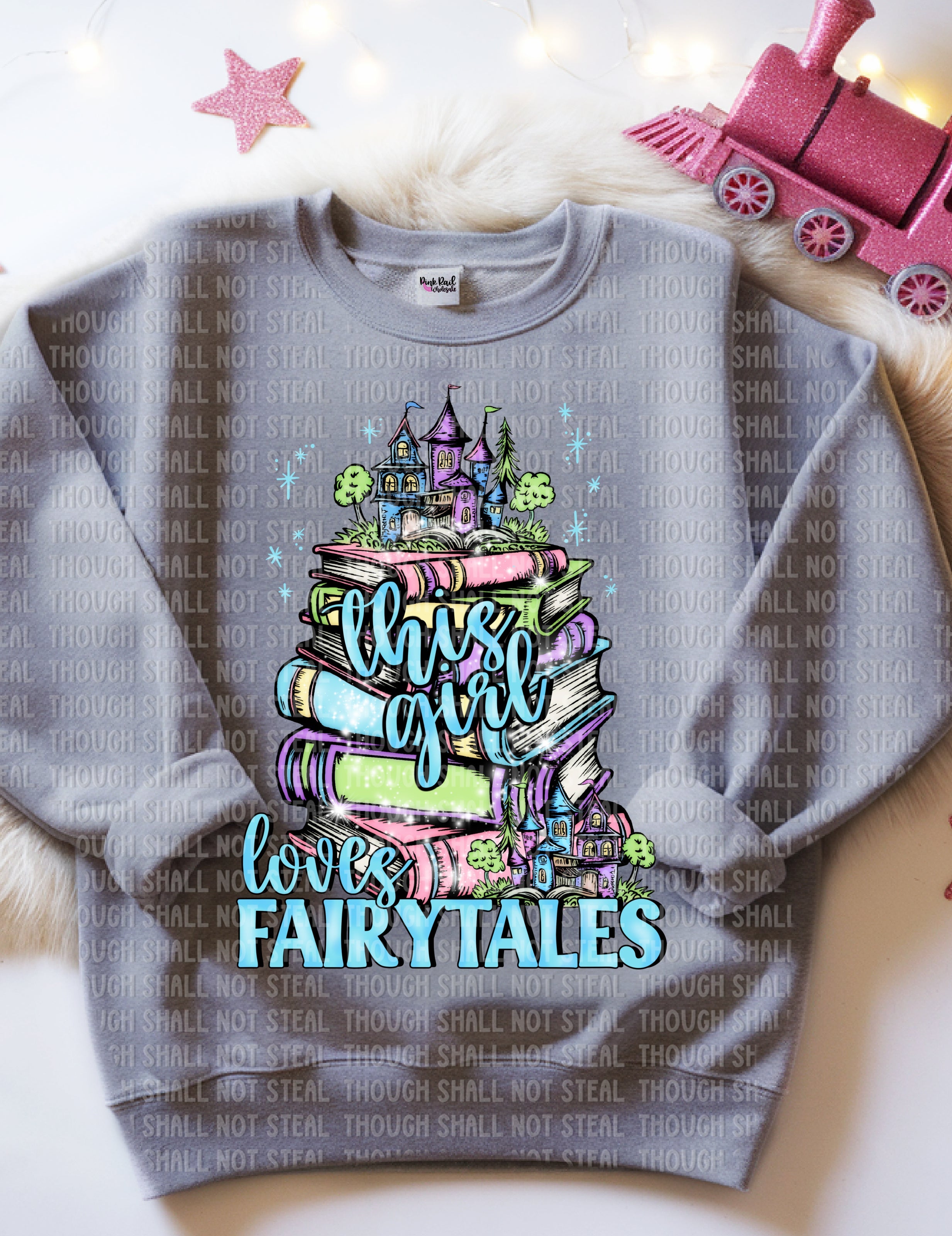 24-20 This Girl loves Fairytales Completed Tee