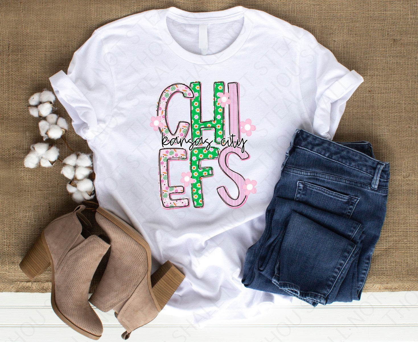 30-374 Chiefs - Colorful Print tee