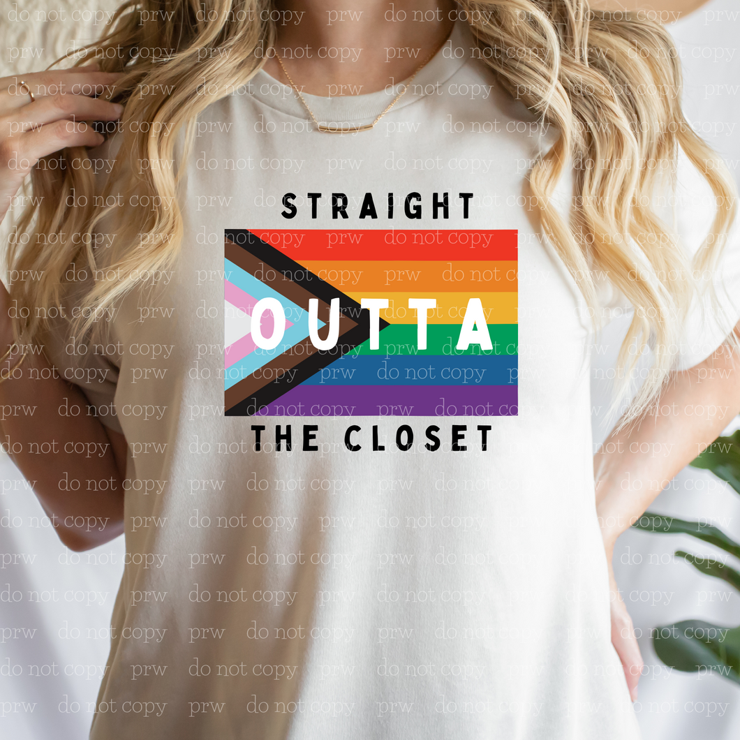 33-11 Straight outta the closet Completed Tee