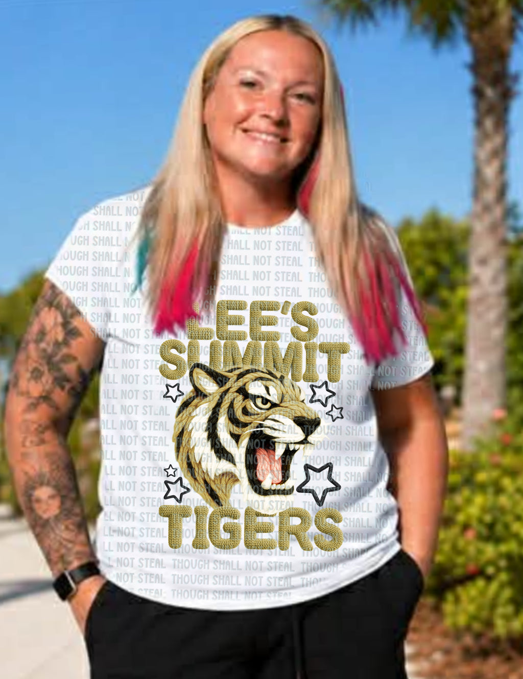 61-38 Lee_s Summit Tigers - Yarn Mascots Completed Tee