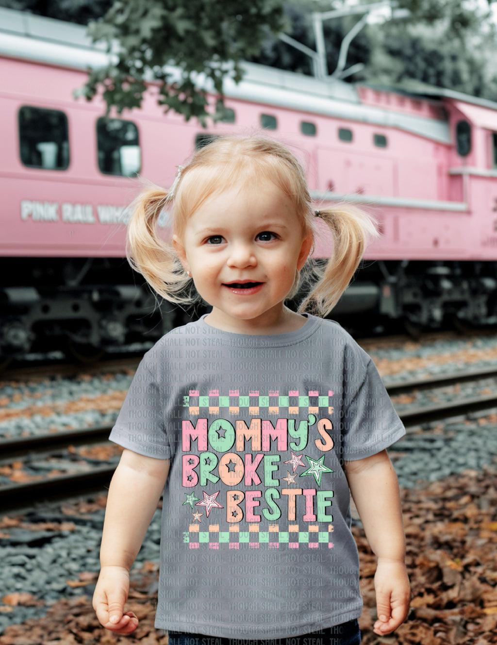 L-252 Broke Bestie Completed Tee