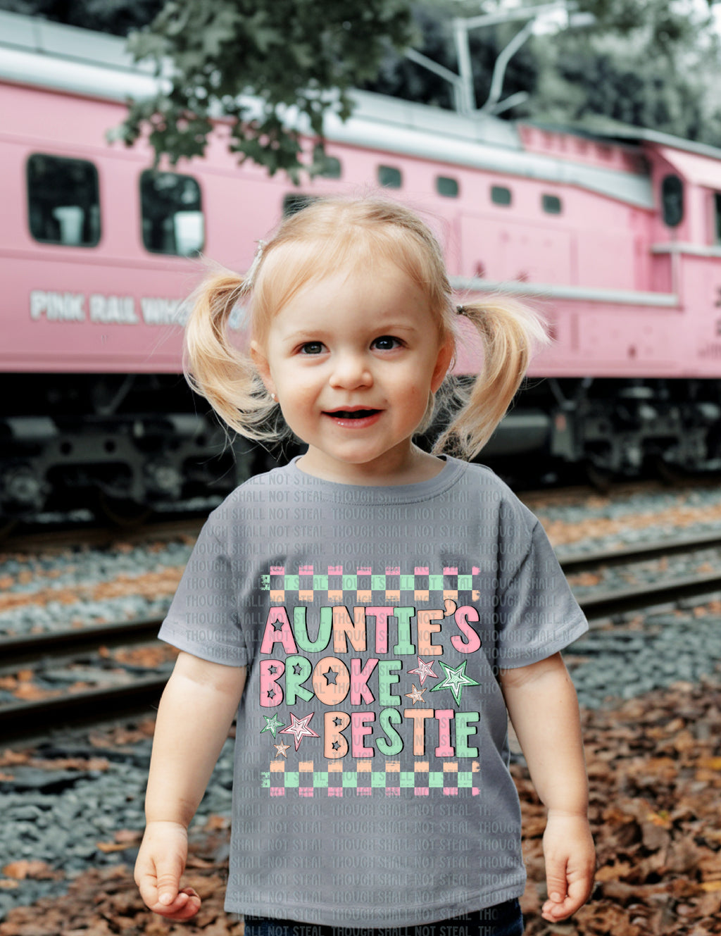 L-252 Broke Bestie Completed Tee