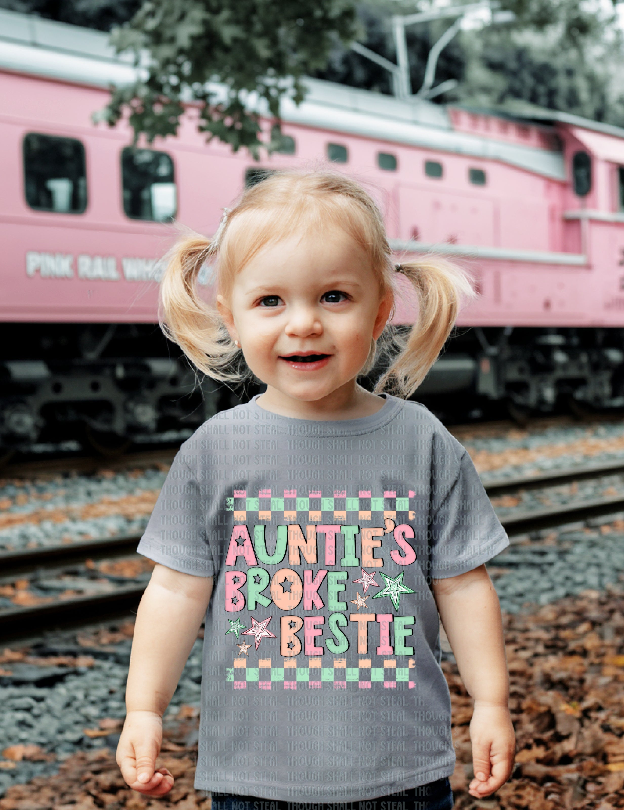 L-252 Broke Bestie Completed Tee