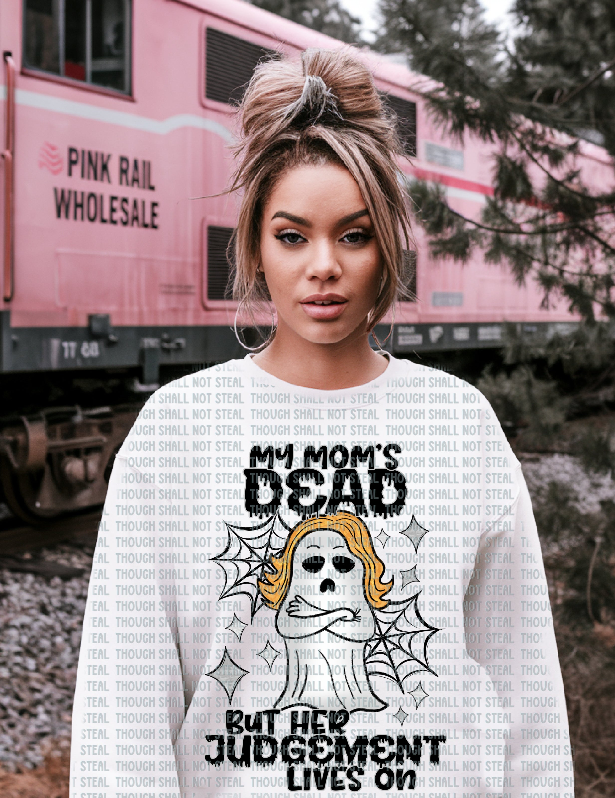 L-275 B My Mom_s Dead but her judgement lives on Completed Tee