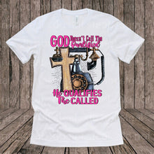 Load image into Gallery viewer, O-20A God doesn&#39;t Call the Qualified he Qualifies the Called Pink Writing Completed Tee
